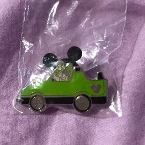 Disney Buzz Lightyear racer pin